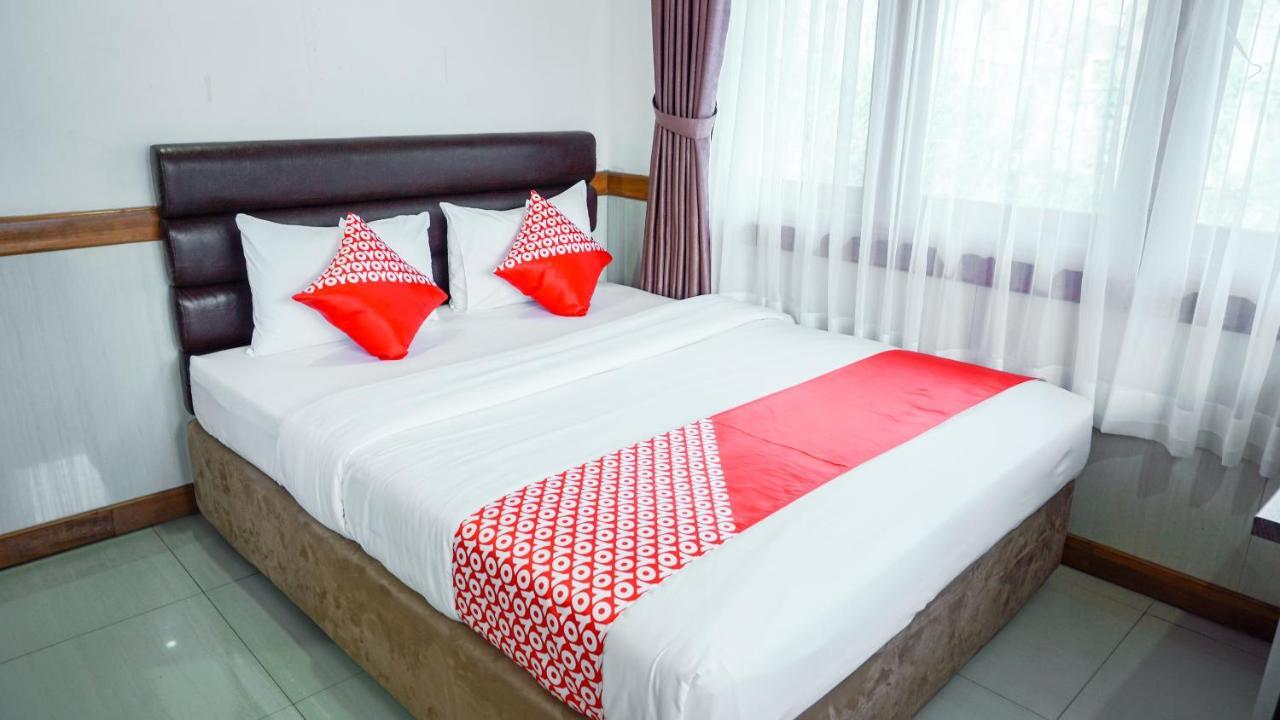 Oyo 1209 Tirtasari Nice Guesthouse Bandung Exterior foto